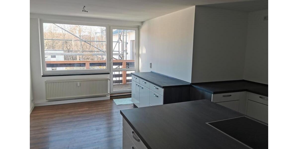 Etagenwohnung Zwickau - 4 Zimmer, 122 m&sup2;, 970&euro; | Angebot:25917458