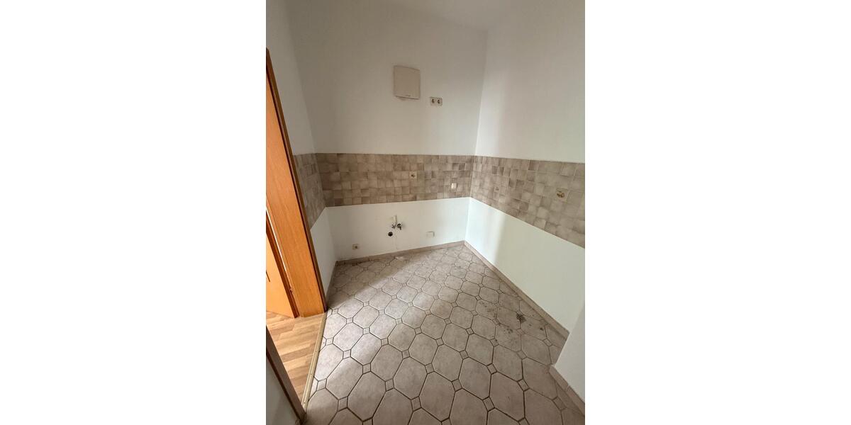 Etagenwohnung Crimmitschau - 2 Zimmer, 55 m&sup2;, 320&euro; | Angebot:24652738