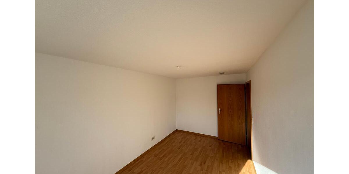 Maisonettenwohnung Reichenbach im Vogtland - 4 Zimmer, 81 m&sup2;, 405&euro; | Angebot:25383068