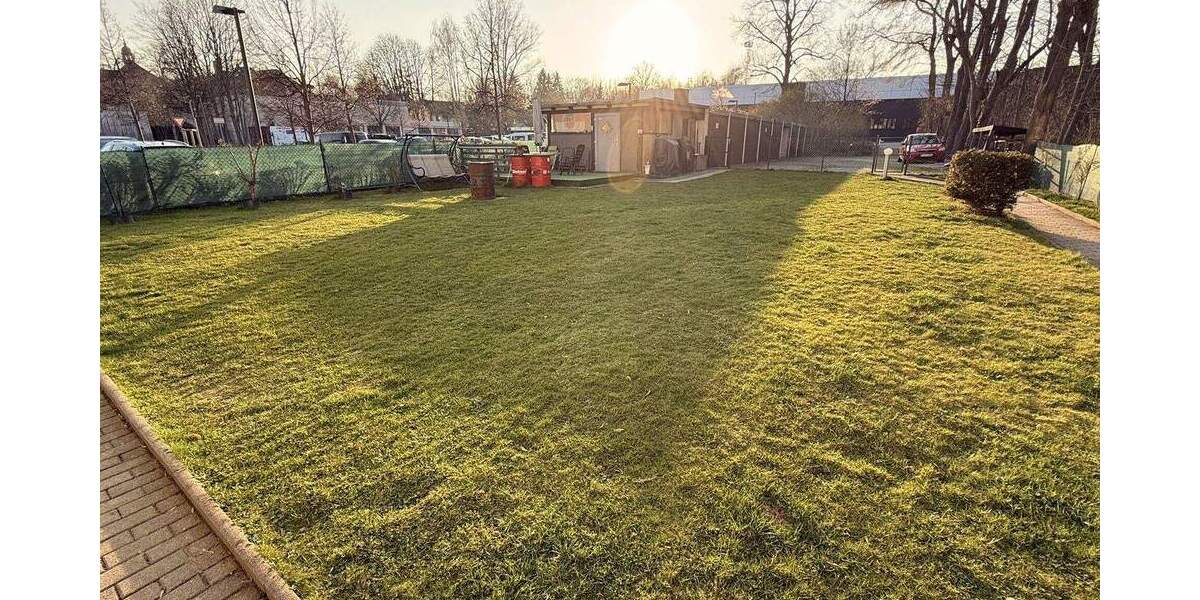 Etagenwohnung Zwickau Schedewitz - 4 Zimmer, 87 m&sup2;, 479&euro; | Angebot:25670160