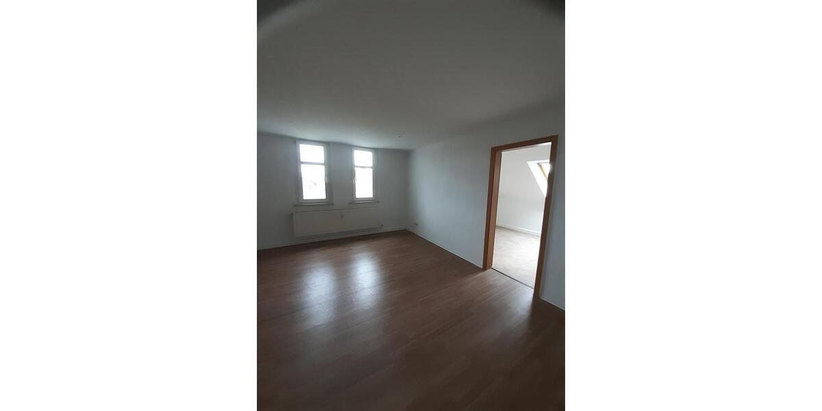 Erdgeschoßwohnung Penig - 2.5 Zimmer, 65 m&sup2;, 400&euro; | Angebot:21210311