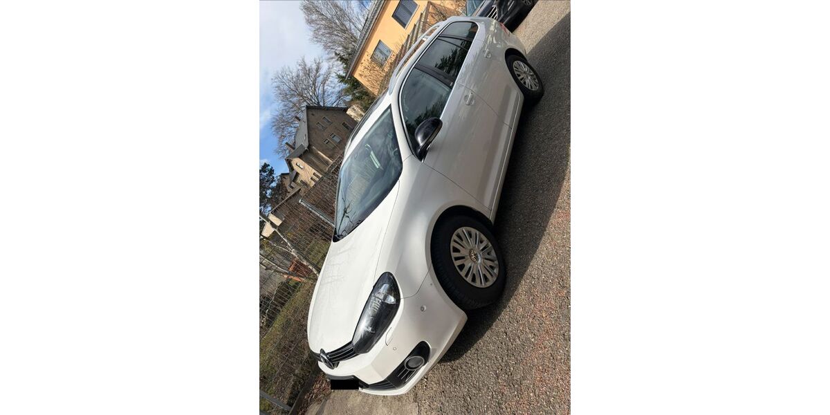 VW Golf 171.000 km 5.100 &euro; Lichtenstein 09350