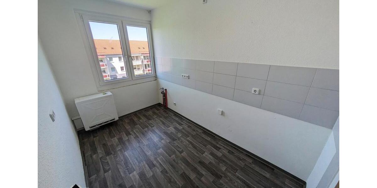 Etagenwohnung Limbach-Oberfrohna Oberfrohna - 3 Zimmer, 60 m&sup2;, 375&euro; | Angebot:25945666