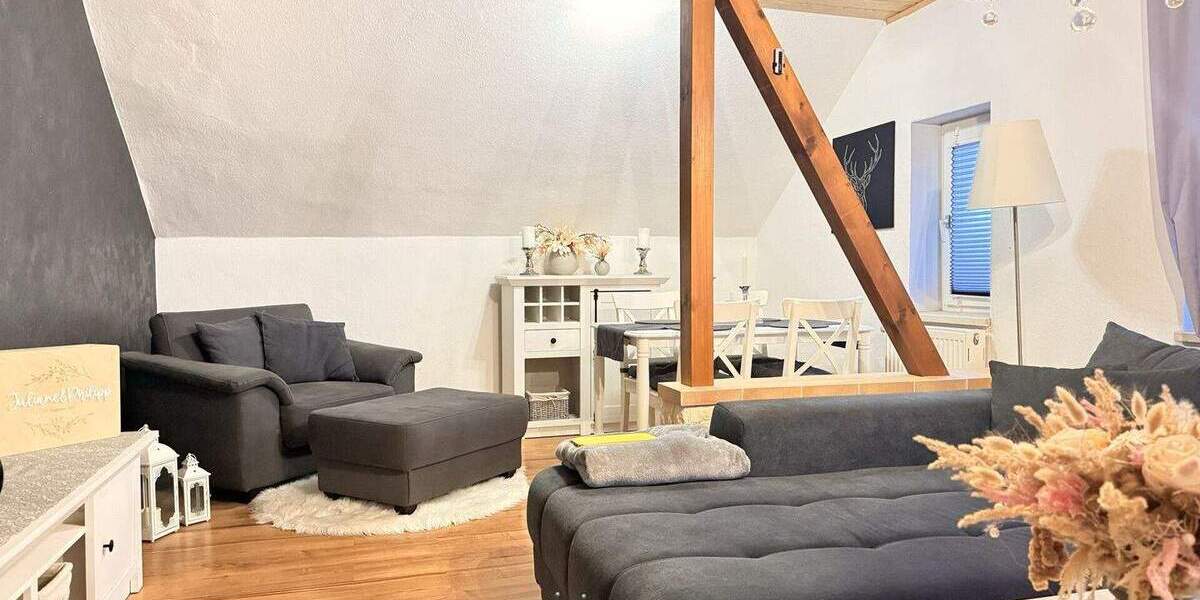 Mehrfamilienhaus, Wohnhaus Hohndorf - 9 Zimmer, 240 m&sup2;, 179.900&euro; | Angebot:25734795