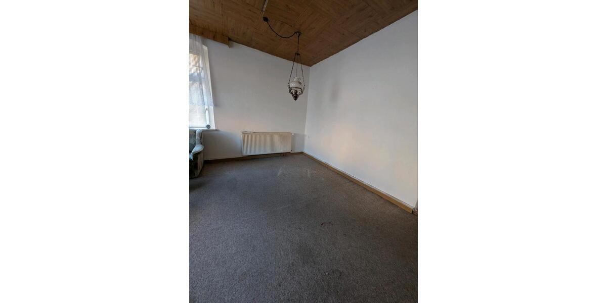 Reihenhaus Auerbach/Vogtland Vogtland - 12 Zimmer, 150 m&sup2;, 50.000&euro; | Angebot:26786740