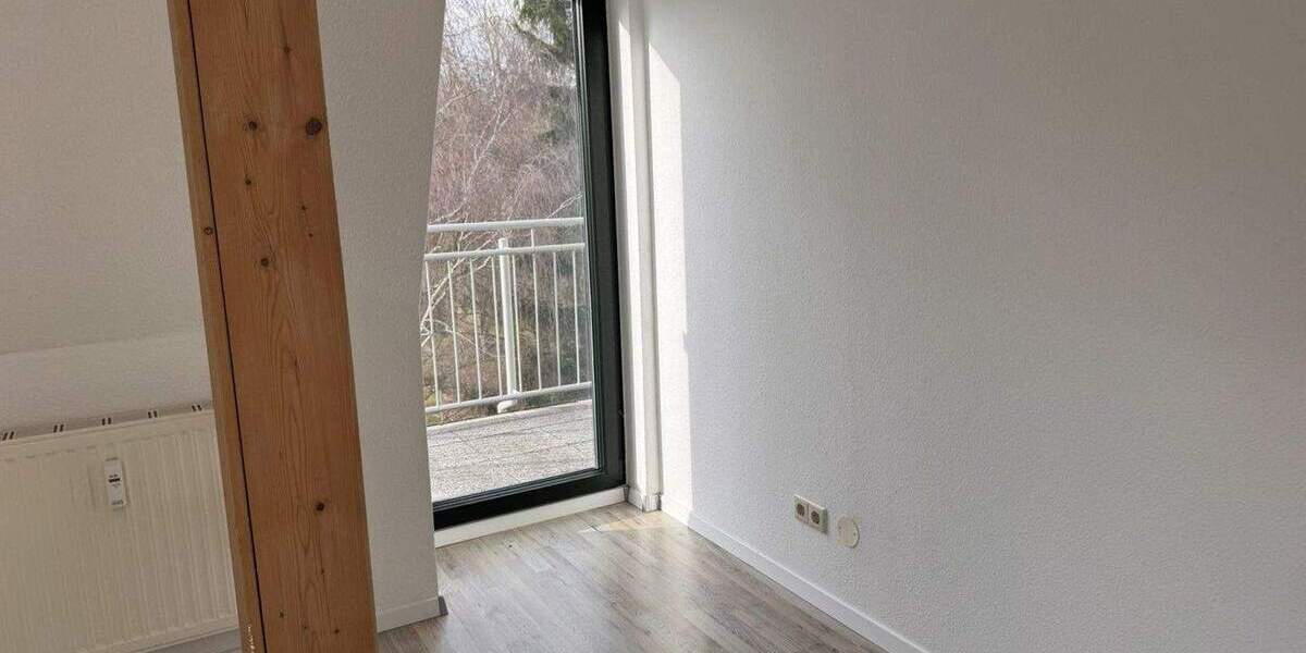 Etagenwohnung Zwickau Marienthal - 2 Zimmer, 47 m&sup2;, 360&euro; | Angebot:25707473