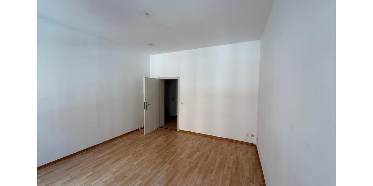 Etagenwohnung Zwickau - 3 Zimmer, 84 m&sup2;, 449&euro; | Angebot:25756491