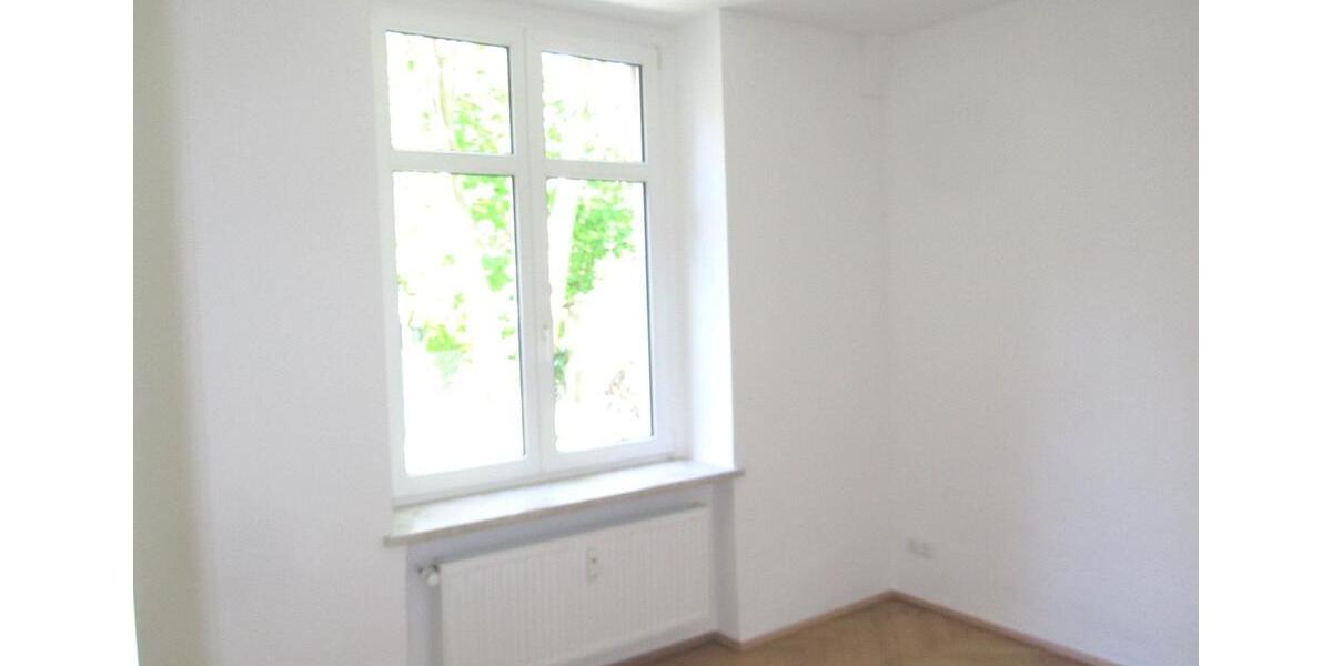 Etagenwohnung Zwickau Zwickau-Nord - 3 Zimmer, 83 m&sup2;, 480&euro; | Angebot:26587867