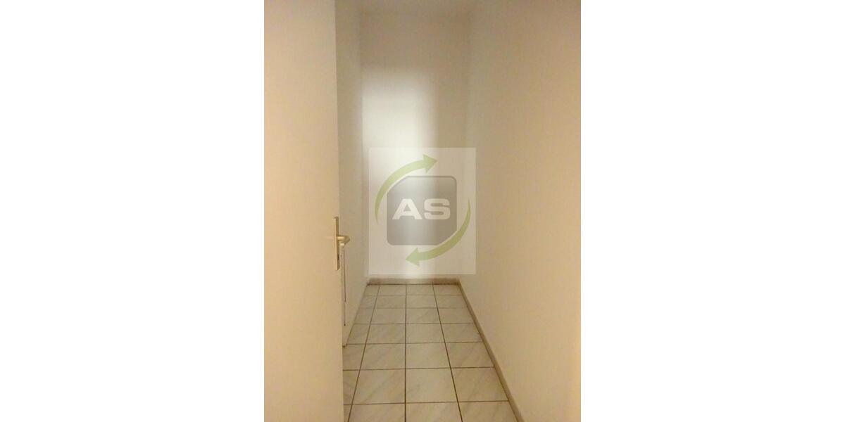 Etagenwohnung Zwickau Zwickau-West - 3 Zimmer, 79 m&sup2;, 395&euro; | Angebot:24571767