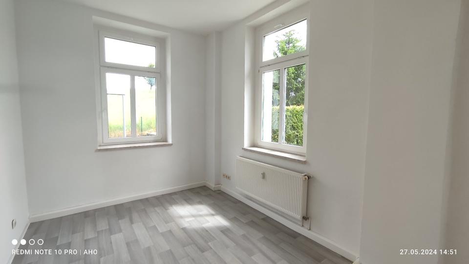Erdgeschoßwohnung Penig - 2.5 Zimmer, 65 m&sup2;, 400&euro; | Angebot:21210311