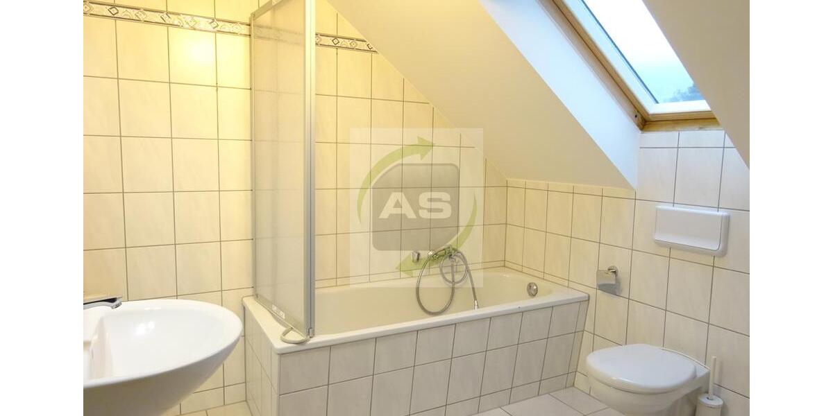 Dachgeschoßwohnung Reinsdorf - 2 Zimmer, 48 m&sup2;, 309&euro; | Angebot:24926321
