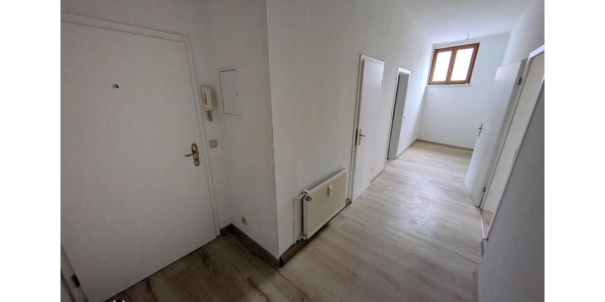 Maisonettenwohnung Glauchau - 3 Zimmer, 130 m&sup2;, 845&euro; | Angebot:25945679