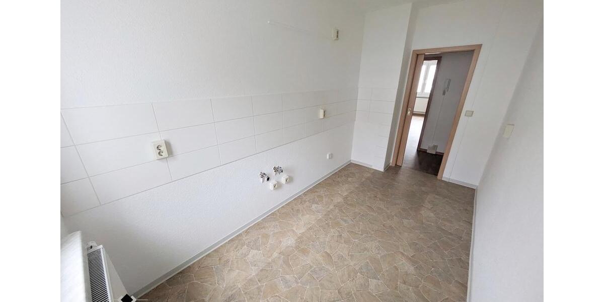 Etagenwohnung Limbach-Oberfrohna Oberfrohna - 2 Zimmer, 51 m&sup2;, 327&euro; | Angebot:26008249
