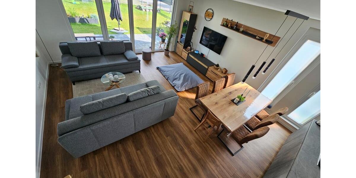 Doppelhaushälfte Mülsen - 4 Zimmer, 124 m&sup2;, 1.350&euro; | Angebot:22307475