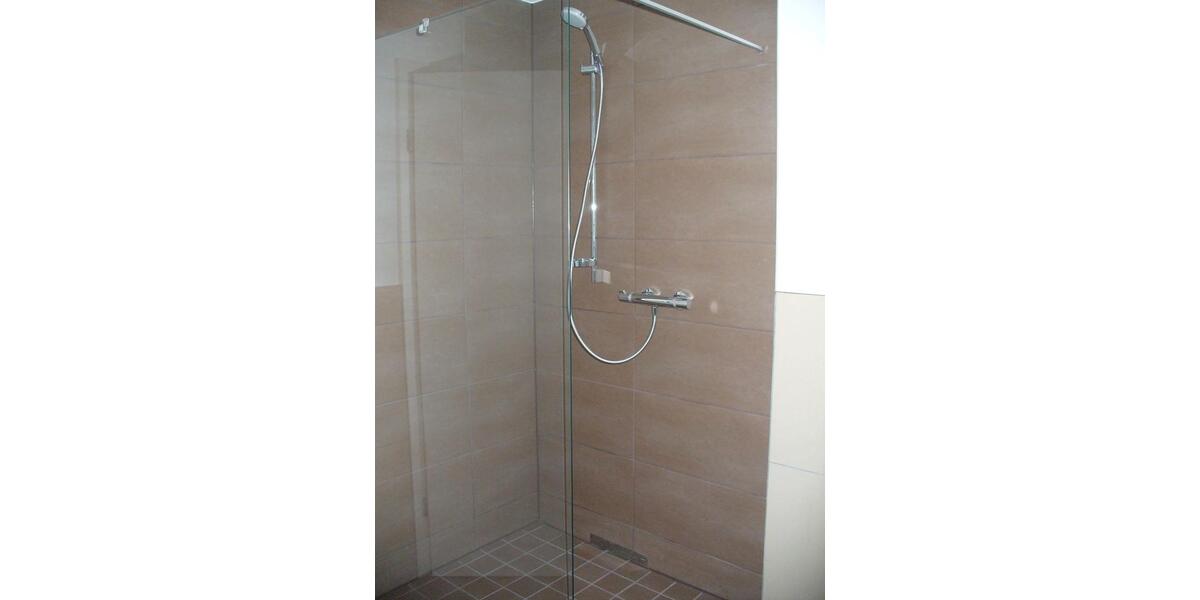 Etagenwohnung Limbach-Oberfrohna Oberfrohna - 3 Zimmer, 178 m&sup2;, 1.080&euro; | Angebot:24393508