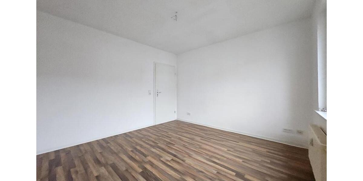 Etagenwohnung Zwickau Zwickau-Nord - 3 Zimmer, 69 m&sup2;, 448&euro; | Angebot:25962398