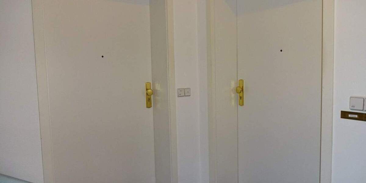 Etagenwohnung Zwickau Pölbitz - 2 Zimmer, 46 m&sup2;, 280&euro; | Angebot:25780739