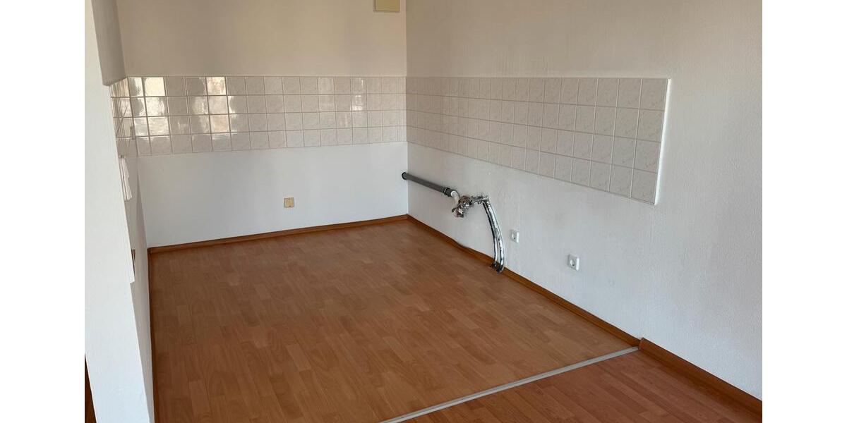 Etagenwohnung Limbach-Oberfrohna Oberfrohna - 3 Zimmer, 80 m&sup2;, 104.000&euro; | Angebot:25404113