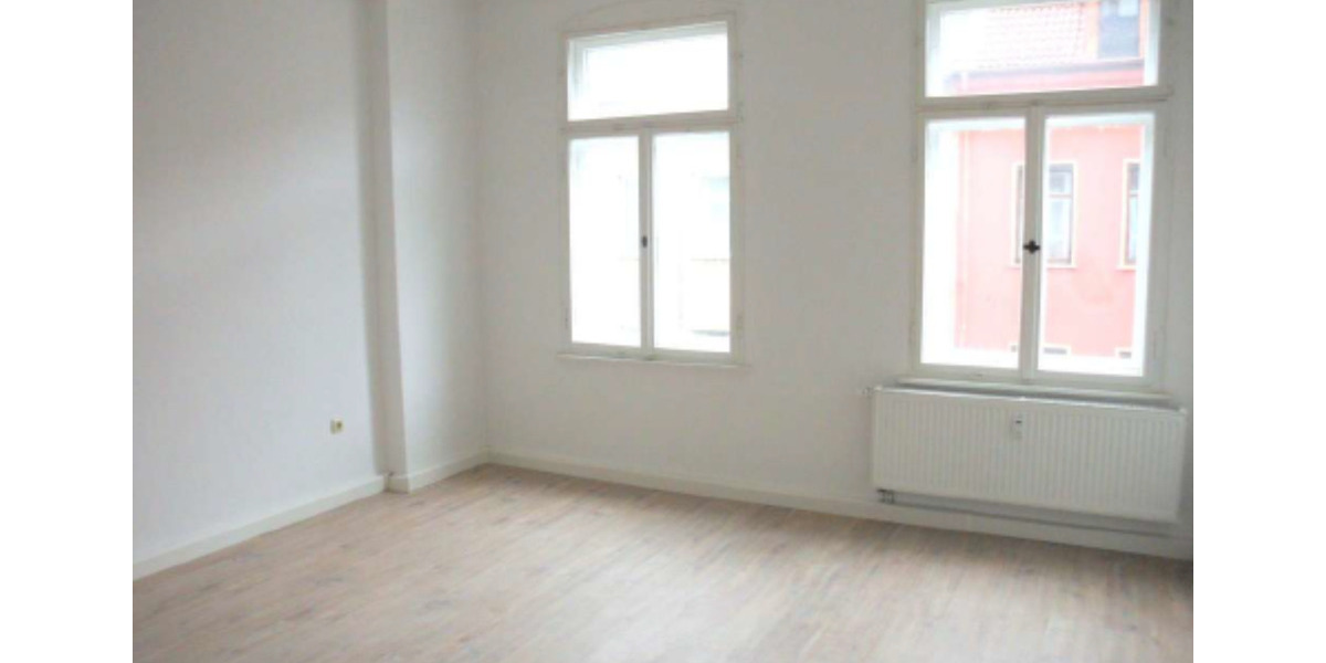 Etagenwohnung Crimmitschau - 3 Zimmer, 76 m&sup2;, 450&euro; | Angebot:25859238