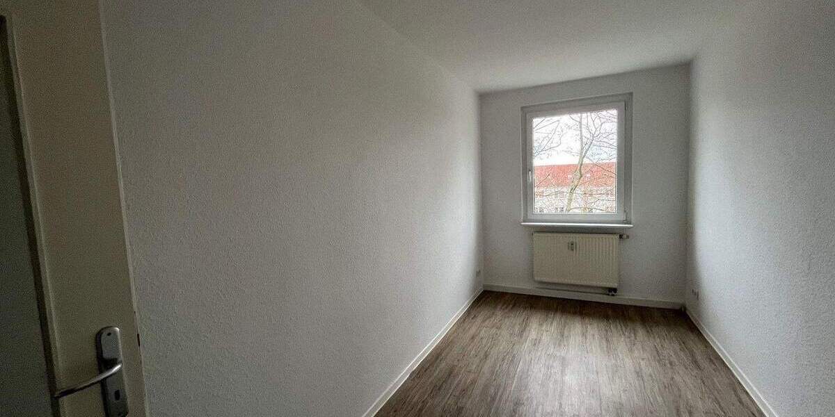 Etagenwohnung Zwickau Marienthal - 3 Zimmer, 60 m&sup2;, 319&euro; | Angebot:25700314