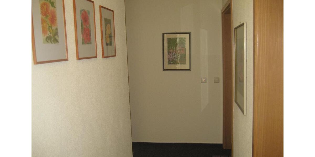 Etagenwohnung Limbach-Oberfrohna Oberfrohna - 1 Zimmer, 37 m&sup2;, 295&euro; | Angebot:25108605