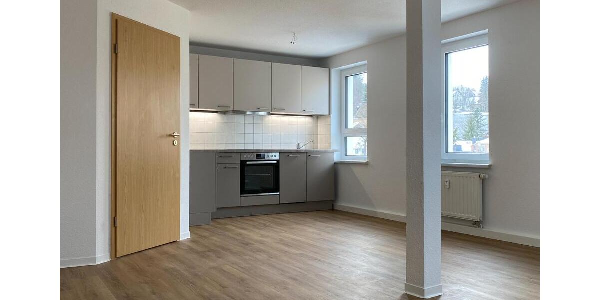 Dachgeschoßwohnung Schönheide - 2 Zimmer, 53 m&sup2;, 424&euro; | Angebot:25381771