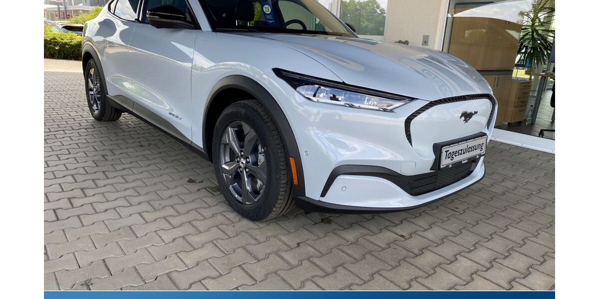 Ford Mustang Mach-E 35.000 km 32.490 &euro; Glauchau 08371