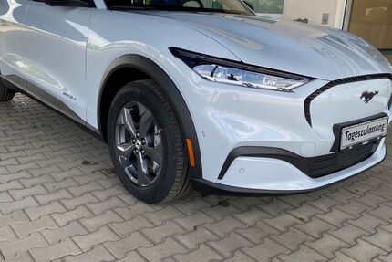 Ford Mustang Mach-E 35.500 km 30.890 &euro; Glauchau 08371