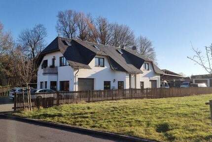 Haus Neukirchen - 8 Zimmer, 205 m&sup2;, 350.000&euro; | Angebot:25692023