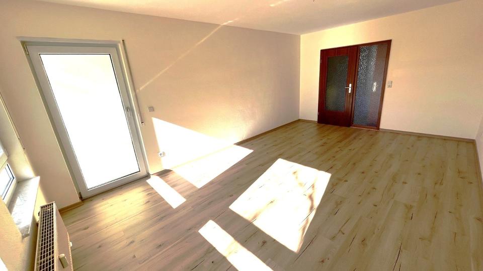 Etagenwohnung Zwickau Zwickau-Nord - 2 Zimmer, 68 m&sup2;, 431&euro; | Angebot:23808996