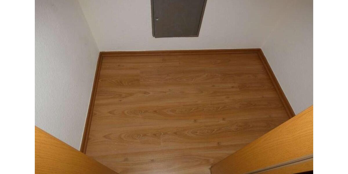 Etagenwohnung Zwickau Zwickau-Nord - 2 Zimmer, 49 m&sup2;, 255&euro; | Angebot:23278978