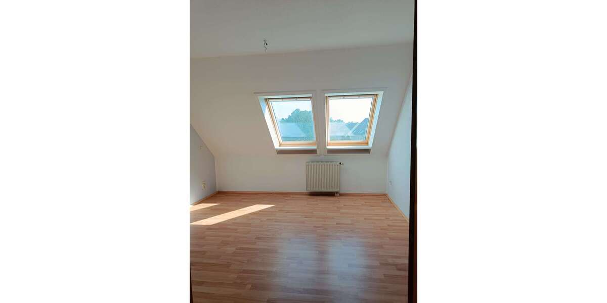 Etagenwohnung Werdau OT Leubnitz Leubnitz - 3 Zimmer, 73 m&sup2;, 79.900&euro; | Angebot:18254449