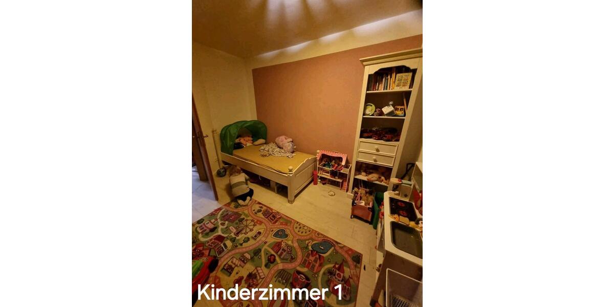Dachgeschoßwohnung Niederwürschnitz - 7 Zimmer, 104 m&sup2;, 914&euro; | Angebot:25998003