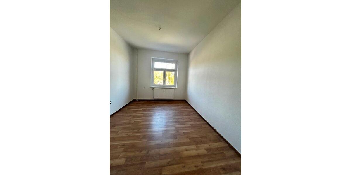 Etagenwohnung Zwickau Zwickau-Nord - 3 Zimmer, 80 m&sup2;, 550&euro; | Angebot:26633260