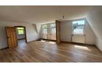 Dachgeschoßwohnung Ellefeld - 4 Zimmer, 95 m&sup2;, 665&euro; | Angebot:26682530