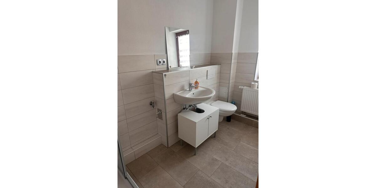 Erdgeschoßwohnung Lichtenstein (Sachsen) - 2.5 Zimmer, 57 m&sup2;, 400&euro; | Angebot:25362048