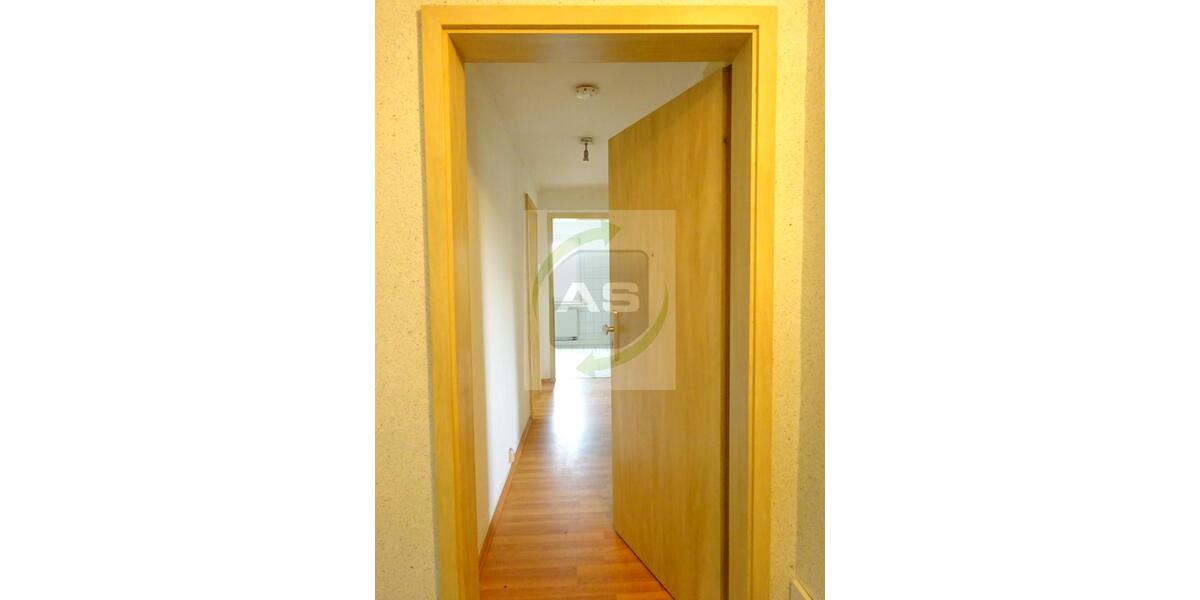 Erdgeschoßwohnung Zwickau - 2 Zimmer, 59 m&sup2;, 325&euro; | Angebot:23858817