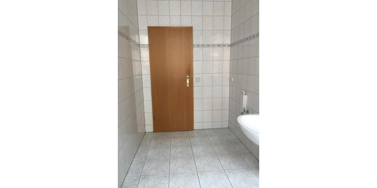 Etagenwohnung Zwickau Zwickau-West - 2 Zimmer, 64 m&sup2;, 540&euro; | Angebot:24981267