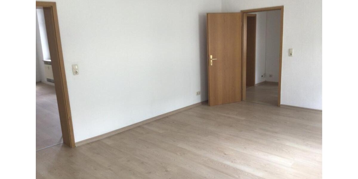 Etagenwohnung Aue-Bad Schlema Bad Schlema - 3 Zimmer, 101 m&sup2;, 400&euro; | Angebot:24770504