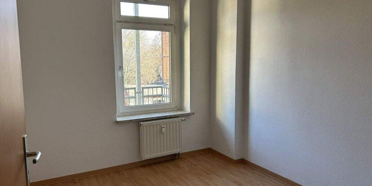 Etagenwohnung Zwickau Innenstadt - 2 Zimmer, 47 m&sup2;, 290&euro; | Angebot:25707554
