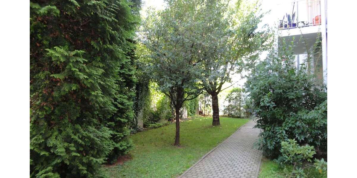 Etagenwohnung Zwickau Mitte-Nord - 2 Zimmer, 58 m&sup2;, 247&euro; | Angebot:25137958