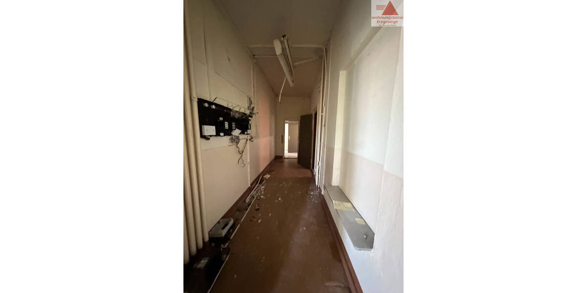 Mehrfamilienhaus, Wohnhaus Hohenstein-Ernstthal Ernstthal - 3 Zimmer, 805 m&sup2;, 155.000&euro; | Angebot:25776675