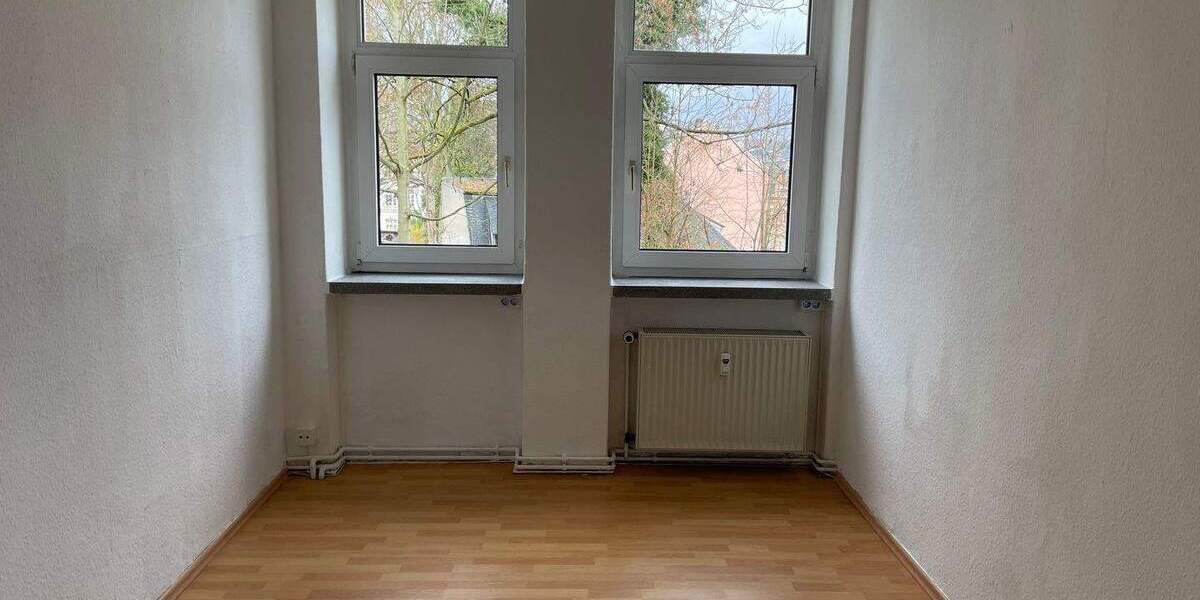 Etagenwohnung Aue - 4 Zimmer, 95 m&sup2;, 414&euro; | Angebot:25774756