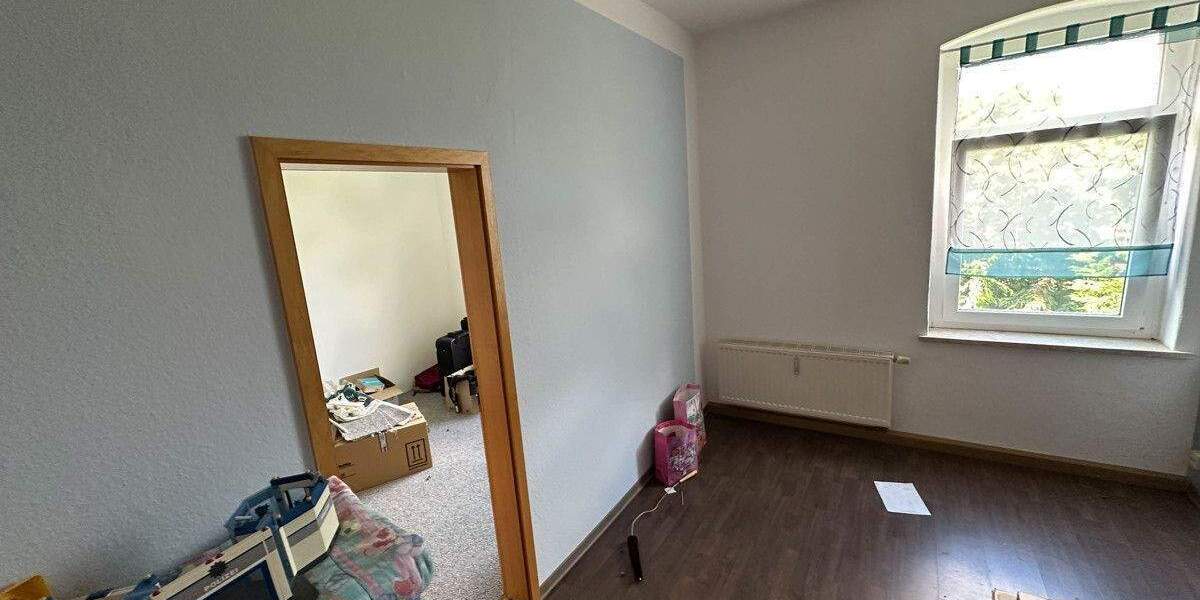 Mehrfamilienhaus, Wohnhaus Neukirchen/Pleiße Neukirchen - 1 Zimmer, 250 m&sup2;, 65.000&euro; | Angebot:25688363