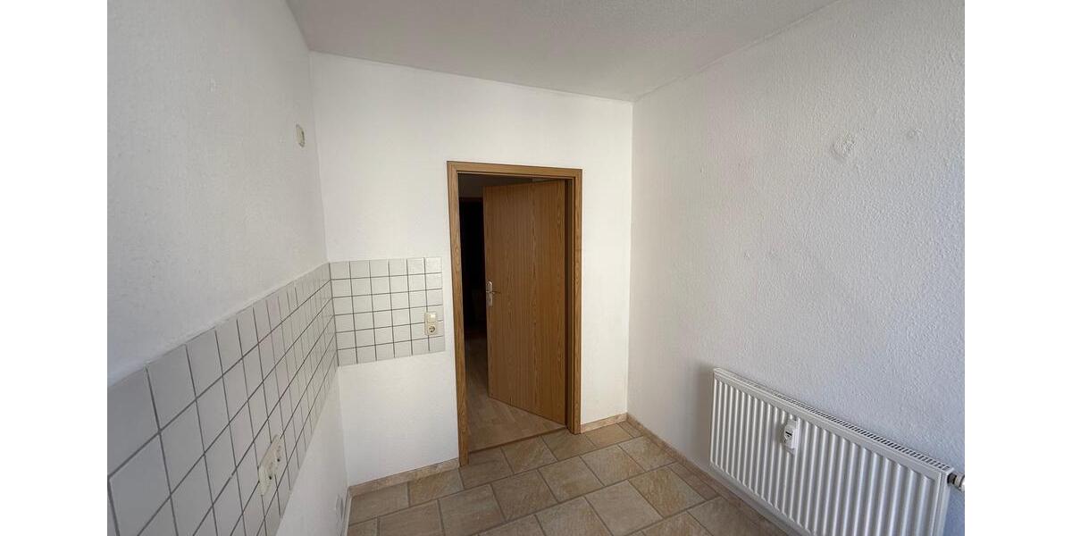 Etagenwohnung Reichenbach im Vogtland - 3 Zimmer, 57 m&sup2;, 285&euro; | Angebot:24836330