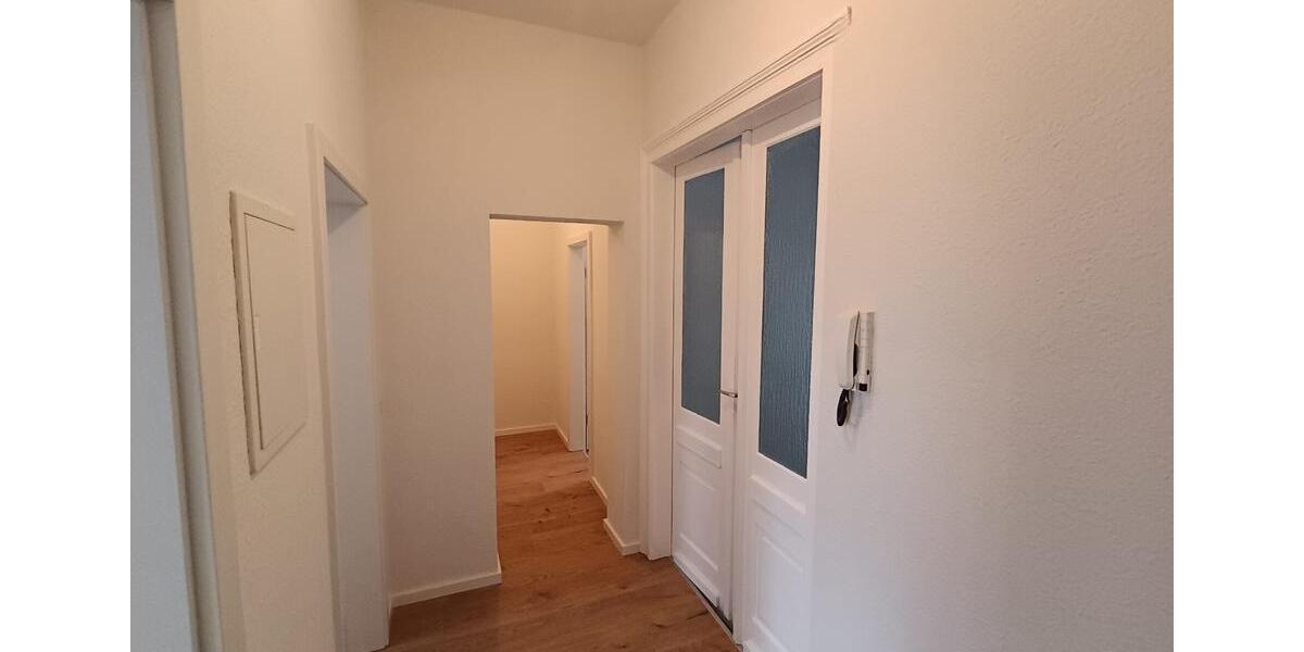 Etagenwohnung Reichenbach im Vogtland - 3 Zimmer, 67 m&sup2;, 400&euro; | Angebot:25217564