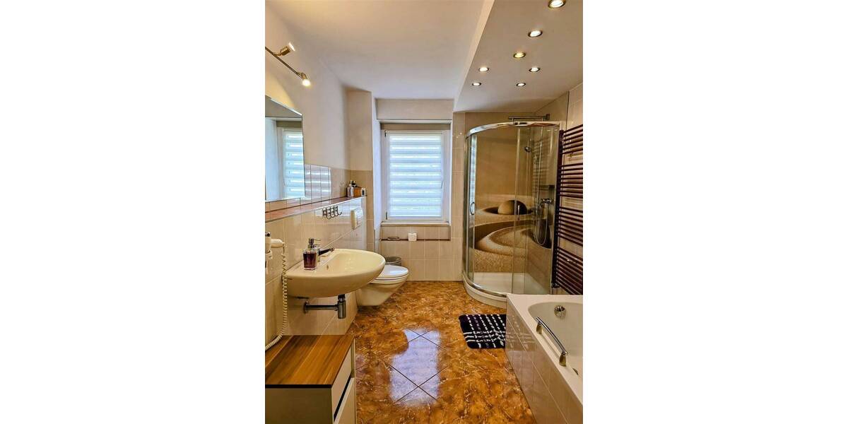 Einfamilienhaus Remse bei Glauchau Remse - 9 Zimmer, 180 m&sup2;, 379.000&euro; | Angebot:25678567