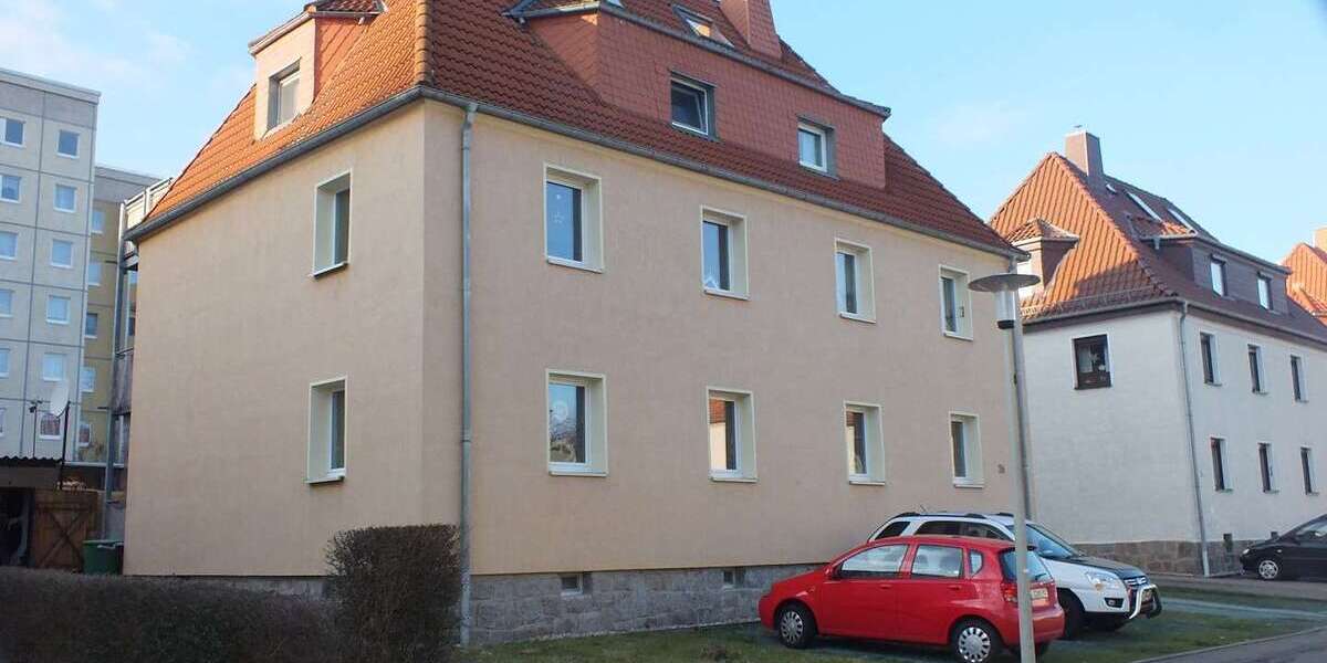 Etagenwohnung Zwickau Auerbach - 1 Zimmer, 34 m&sup2;, 215&euro; | Angebot:25774271