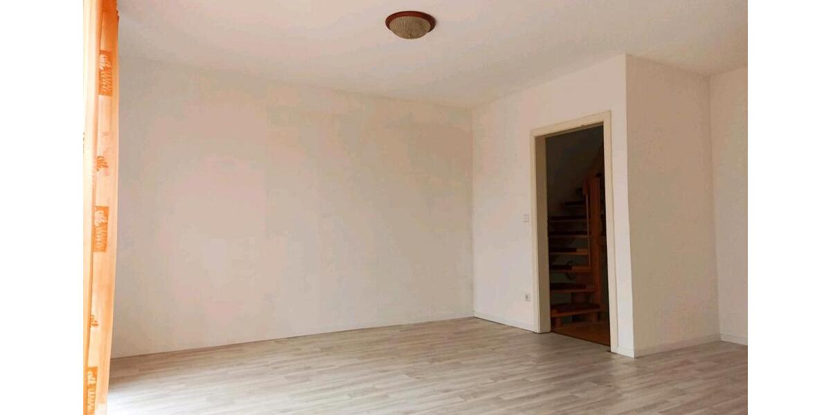 Reihenhaus Werdau - 5 Zimmer, 125 m&sup2;, 188.900&euro; | Angebot:27245471