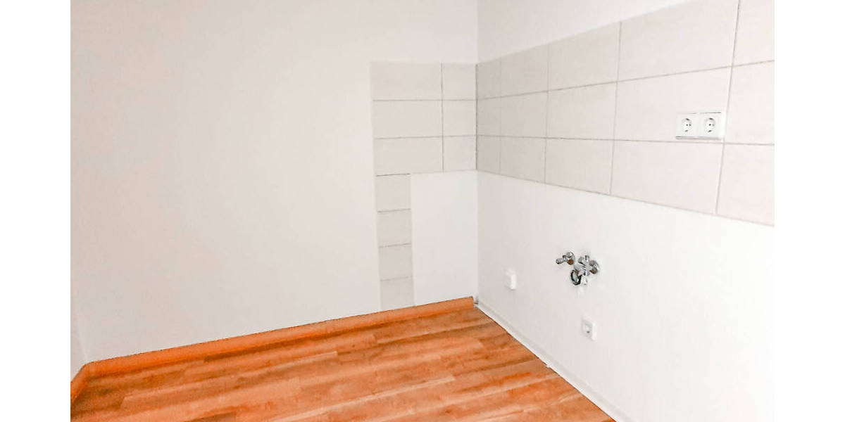 Etagenwohnung Zwickau Eckersbach - 2 Zimmer, 42 m&sup2;, 294&euro; | Angebot:25668566